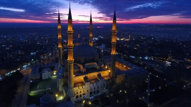 Miraç kandiliniz mübarek olsun