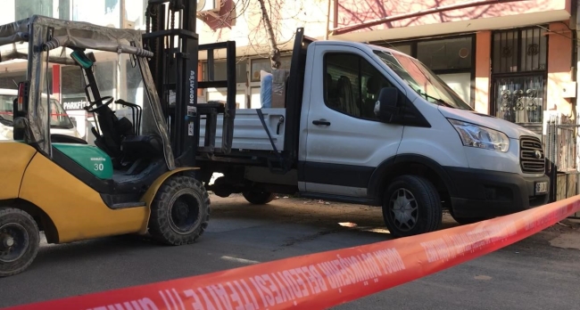 Bursa'da kamyonetin altında kalan yaşlı kadın hayatını kaybetti