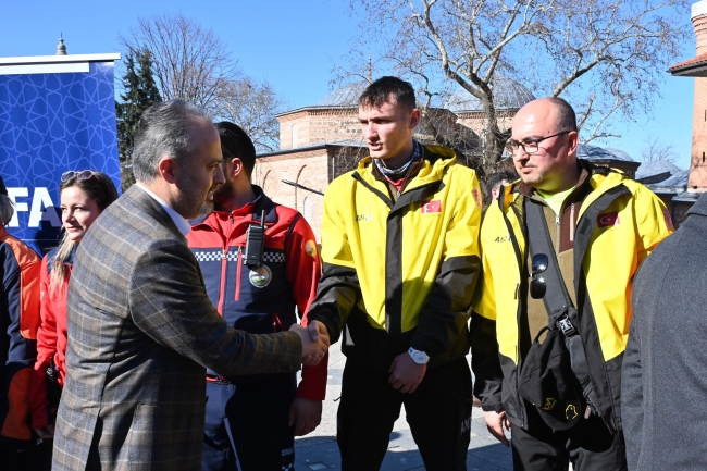 Depremde hayatını kaybedenler Bursa'da dualarla anıldı