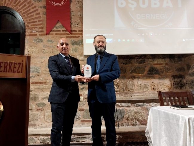 Bursa'da Engin Er öncülüğünde deprem paneli