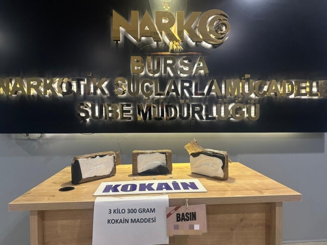 Bursa’da nefes kesen operasyon! 3 kilo kokain ele geçirildi
