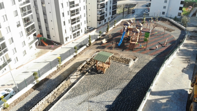 Hisartepe Mahallesi’nde çocuklar yeni parklarına kavuştu