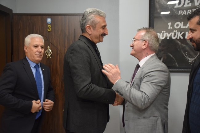 CHP Bursa il teşkilatı, DEVA Partisi Bursa İl Başkanlığı'nı ziyaret etti