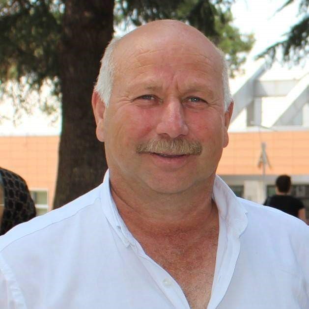 Bursa'da tarlayı incelerken metrelerce yükseklikten düştü!