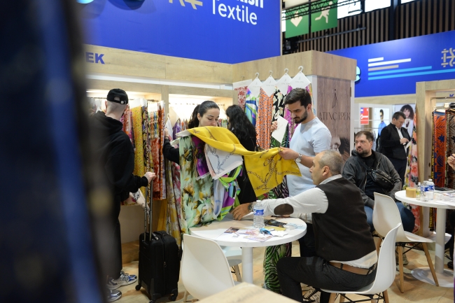 Bursalı Tekstilciler Paris Seferinden Umutlu Döndü