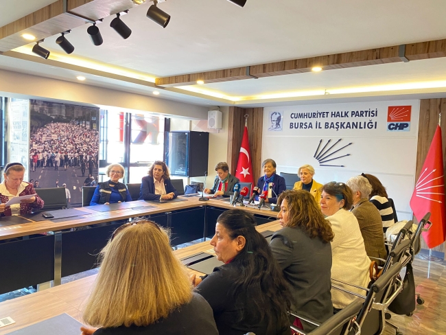 CHP Bursa İl Kadın Kollarından Medeni Kanun açıklaması