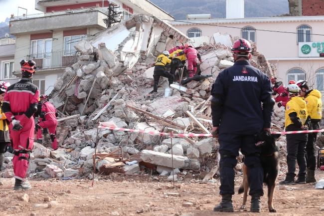 Bursa'da nefes kesen deprem tatbikatı