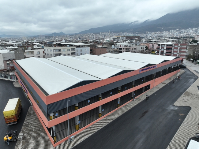Bursa Büyükşehir'den modern pazaryeri!