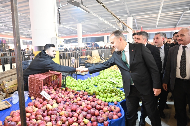 Bursa Büyükşehir'den modern pazaryeri!