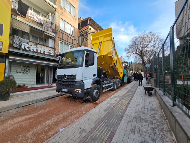 Bursa Osmangazi asfaltlamada hız kesmiyor!