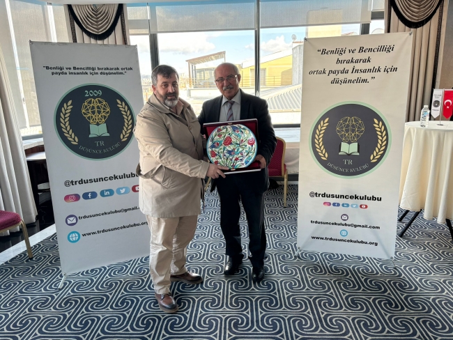 TR Düşünce Kulübü Ankara'da buluştu