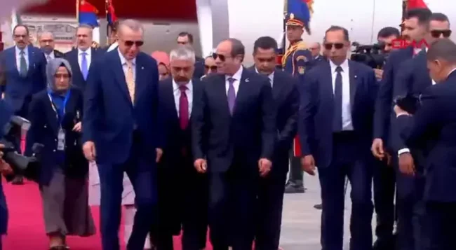 Cumhurbaşkanı Erdoğan Mısır'da!