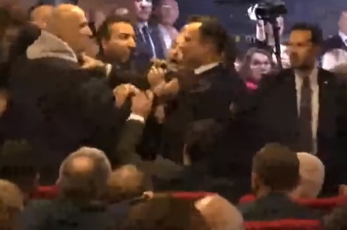 İYİ Parti Ankara'da olaylı toplantı!