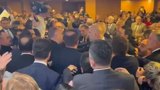 İYİ Parti Ankara'da olaylı toplantı!