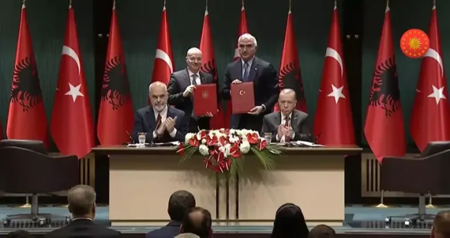 Cumhurbaşkanı Erdoğan: Arnavutluk ile yeni hedefimiz 2 milyar dolar!