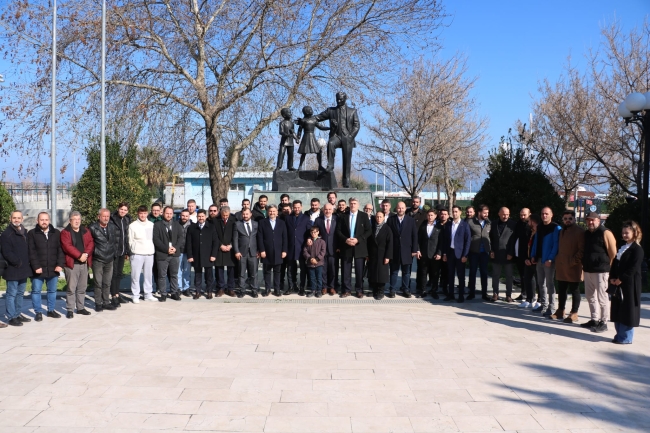 Mudanyalı gençlerden Gökhan Dinçer'e yoğun destek