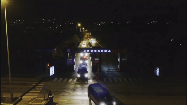 Jandarma zehir tacirlerine müsaade etmiyor
