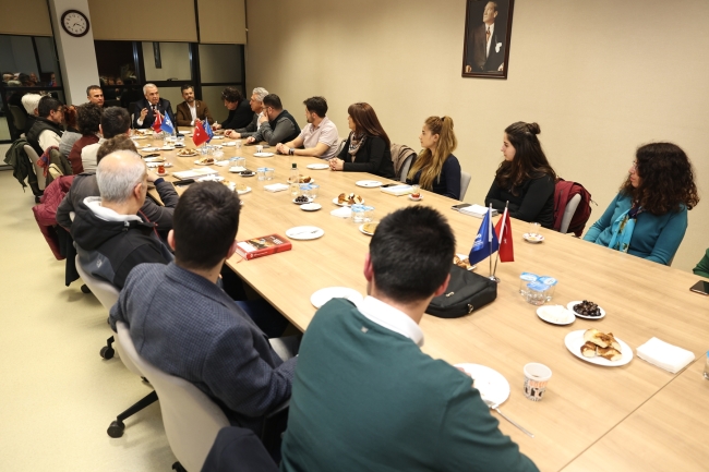 Şadi Özdemir'in seçim çalışmalarındaki ilk durağı akademik odalar oldu