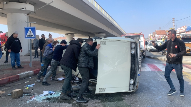 Karaman'da can pazarı! Takla atarak ters döndü