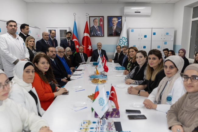 TBMM Başkanı Kurtulmuş Bakü'deki ziyaretlerini sürdürüyor
