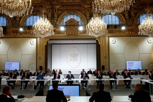 Macron: Rusya'nın gözü sadece Ukrayna'da değil