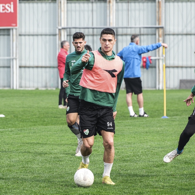 Bursaspor taktik antrenman yaptı