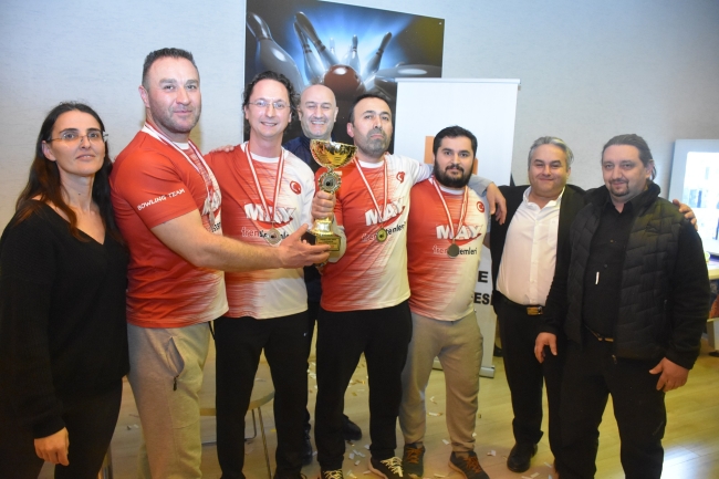 Kayapa'da kupalar sahiplerini buldu