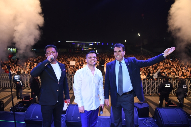 Osmangazi Meydanı'nda eğlence devam ediyor