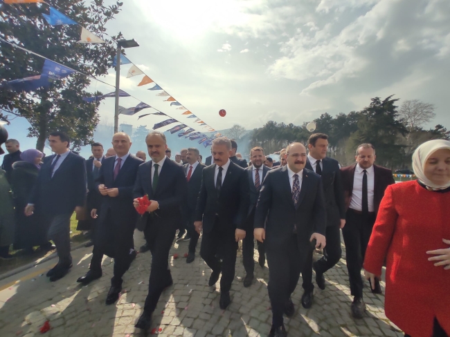 Bursa Büyükşehir Belediye Başkanı Alinur Aktaş mega projelerini anlattı