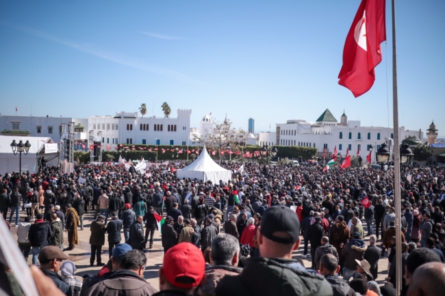 Tunus'ta protestolar sürüyor