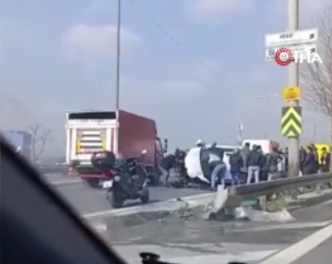 Aracına bakıp ağladı
