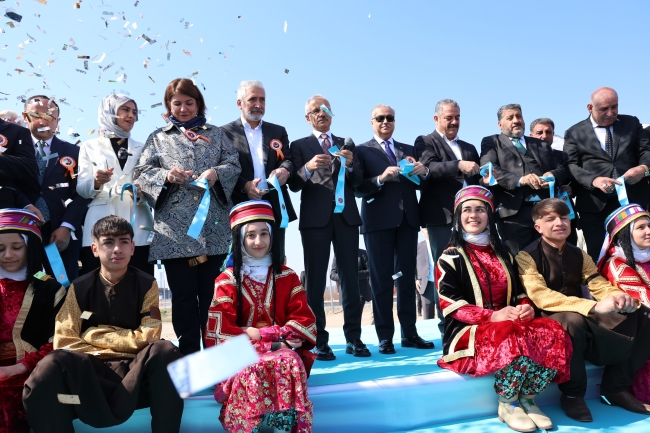 Bakan Uraloğlu açıkladı! Diyarbakır'a 22 yılda tam 57 milyarlık yatırım