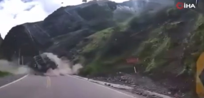Peru'da dehşet kameraya yansıdı