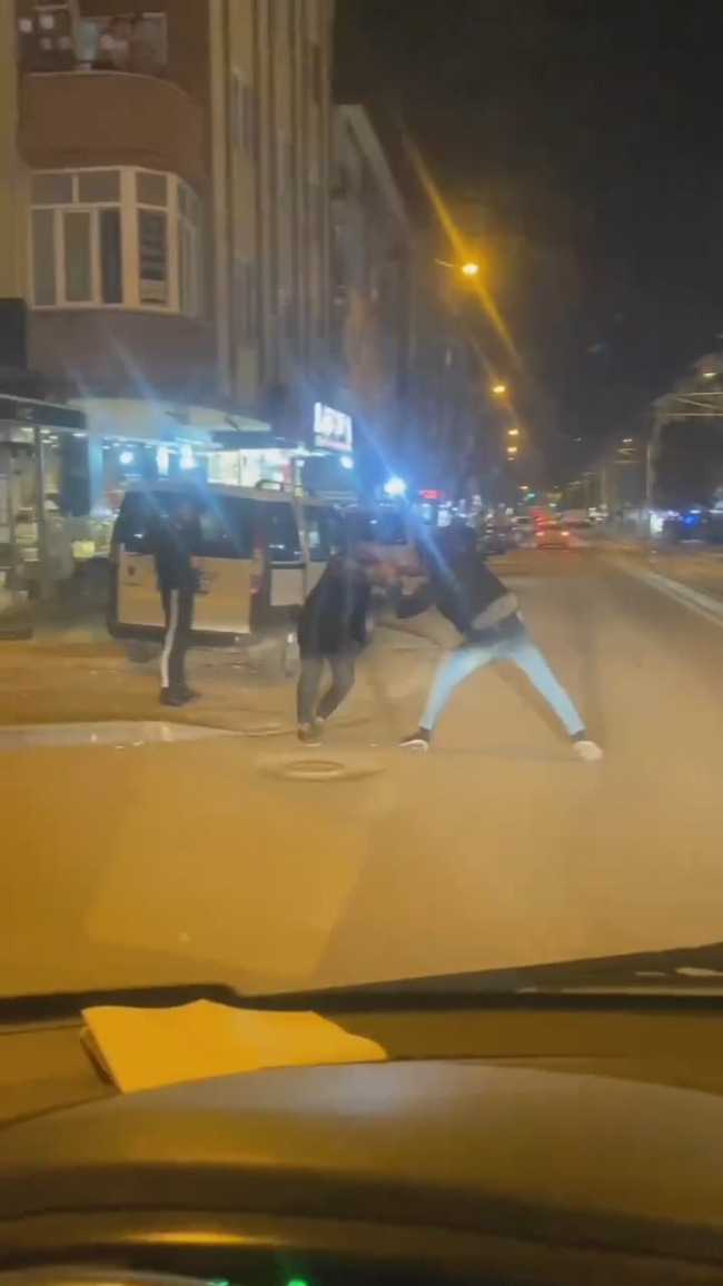 Bursa'da alacak verecek meselesi sokağa taştı