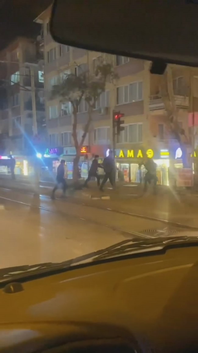 Bursa'da alacak verecek meselesi sokağa taştı