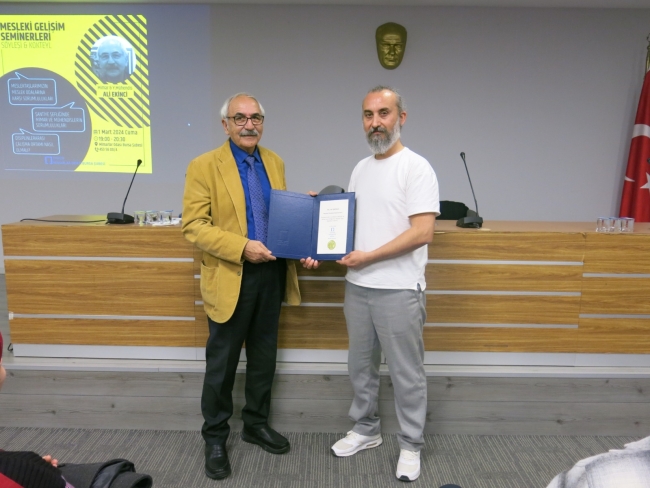 Ali Ekinci, genç mimarlarla buluştu