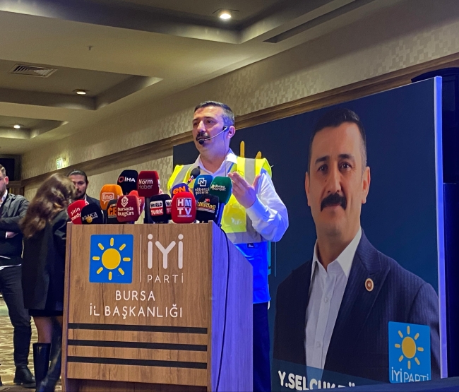 İYİ Parti'nin Bursa Büyükşehir adayı Selçuk Türkoğlu projelerini anlattı