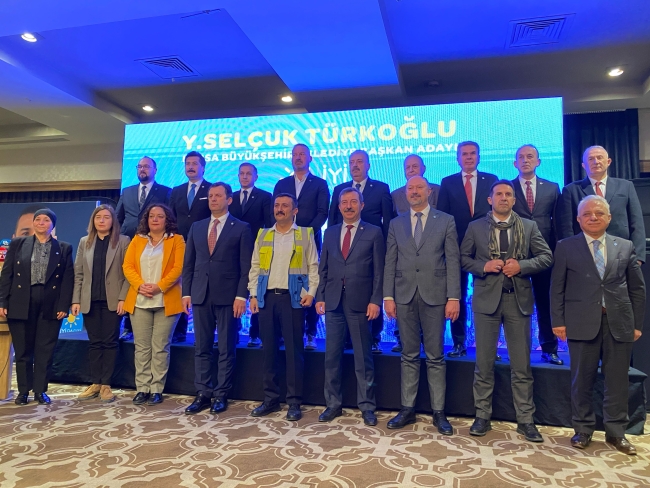 İYİ Parti'nin Bursa Büyükşehir adayı Selçuk Türkoğlu projelerini anlattı