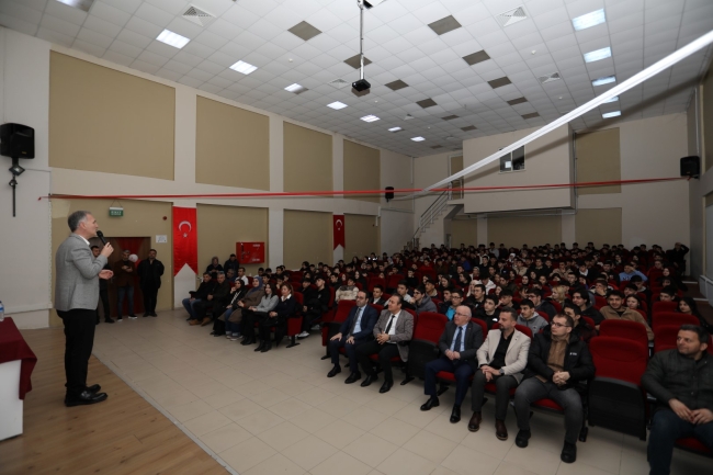 Başkan Taban Gençlerle Buluştu