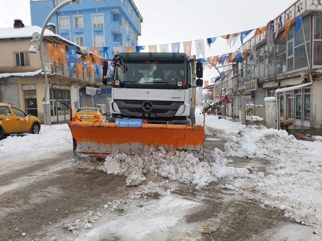 65 yerleşim yerinin yolu kapandı!