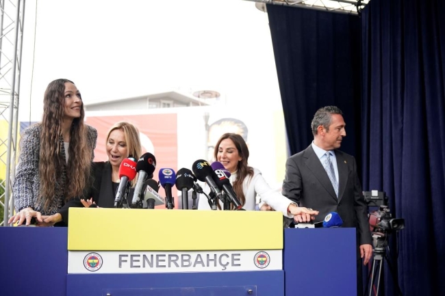 Eda Erdem Dündar'ın heykelinin açılışı yapıldı