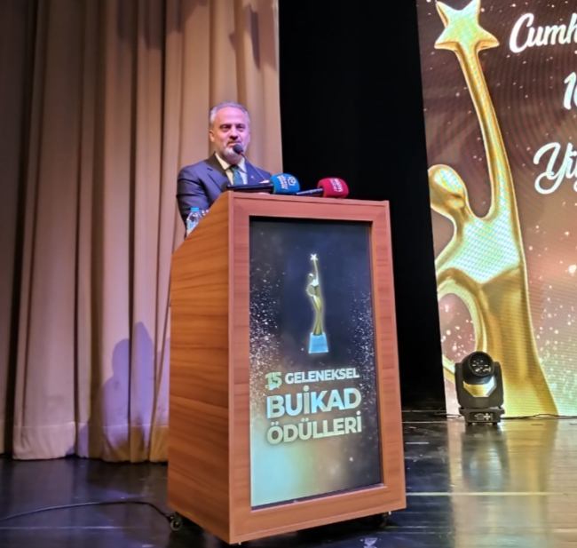 Başarılı iş kadınları ödüllendirildi!