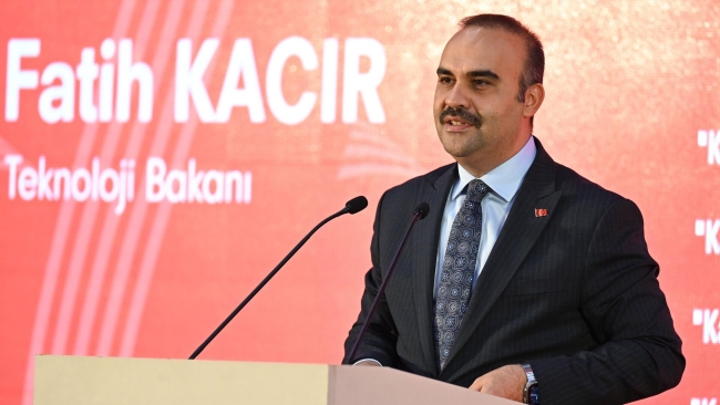 Bakan Kacır Giresun'da