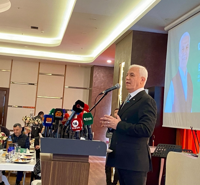 CHP Bursa Büyükşehir Belediyesi Başkan Adayı Mustafa Bozbey basın mensuplarıyla buluştu