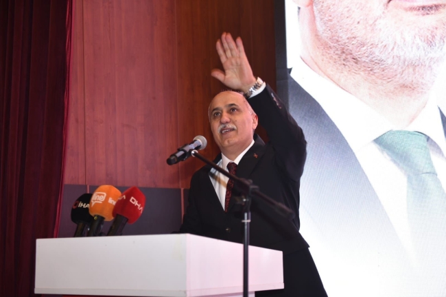 Davut Aydın'dan gövde gösterisi
