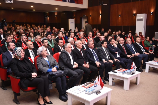 Davut Aydın'dan gövde gösterisi