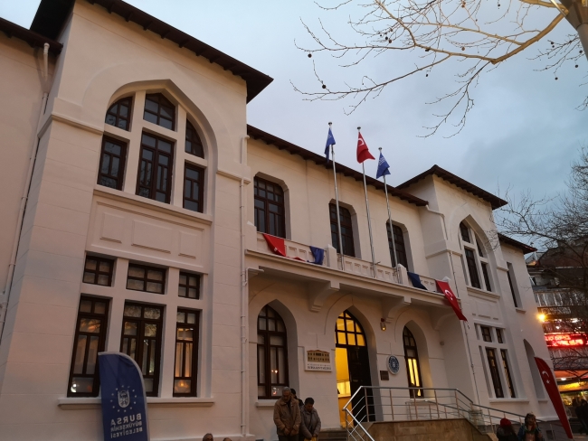 Bursa'da tarihi yapı açılış için gün sayıyor