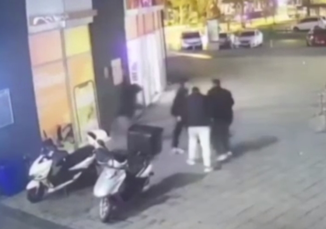 Silahla havaya rastgele ateş açtı