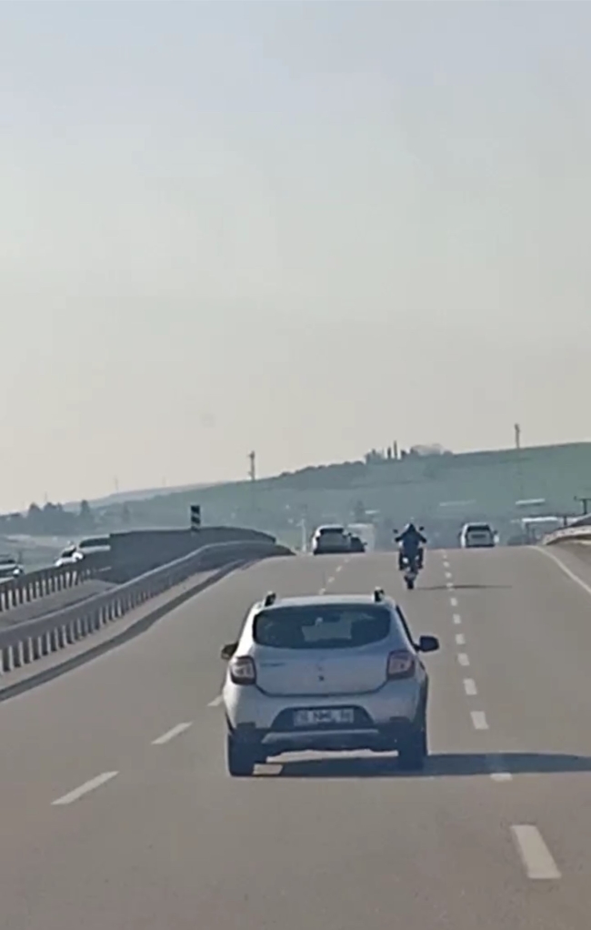 Bursa'da tehlikeli yolculuk kamerada
