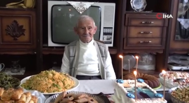 100. yaşını kutladı